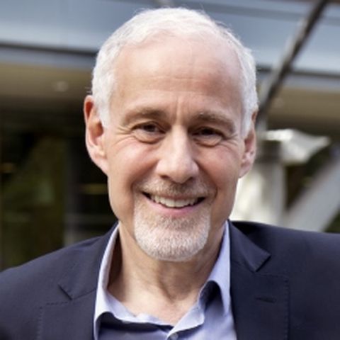 alexander-wolf.jpg